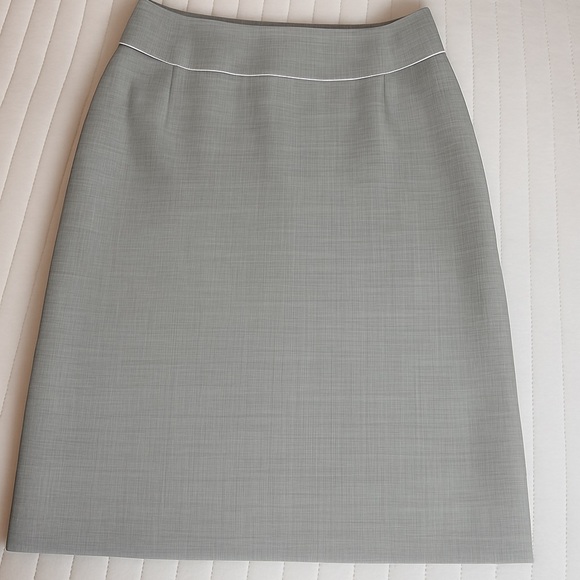 J.Crew 4P Petite Gray Pencil Skirt Preppy Classic Casual Chic Style - Picture 2 of 7